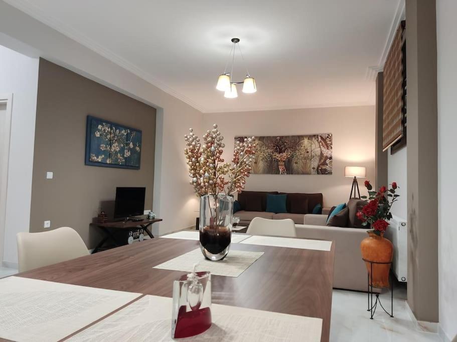 Ebony And Ivory Suites Drosia  Buitenkant foto
