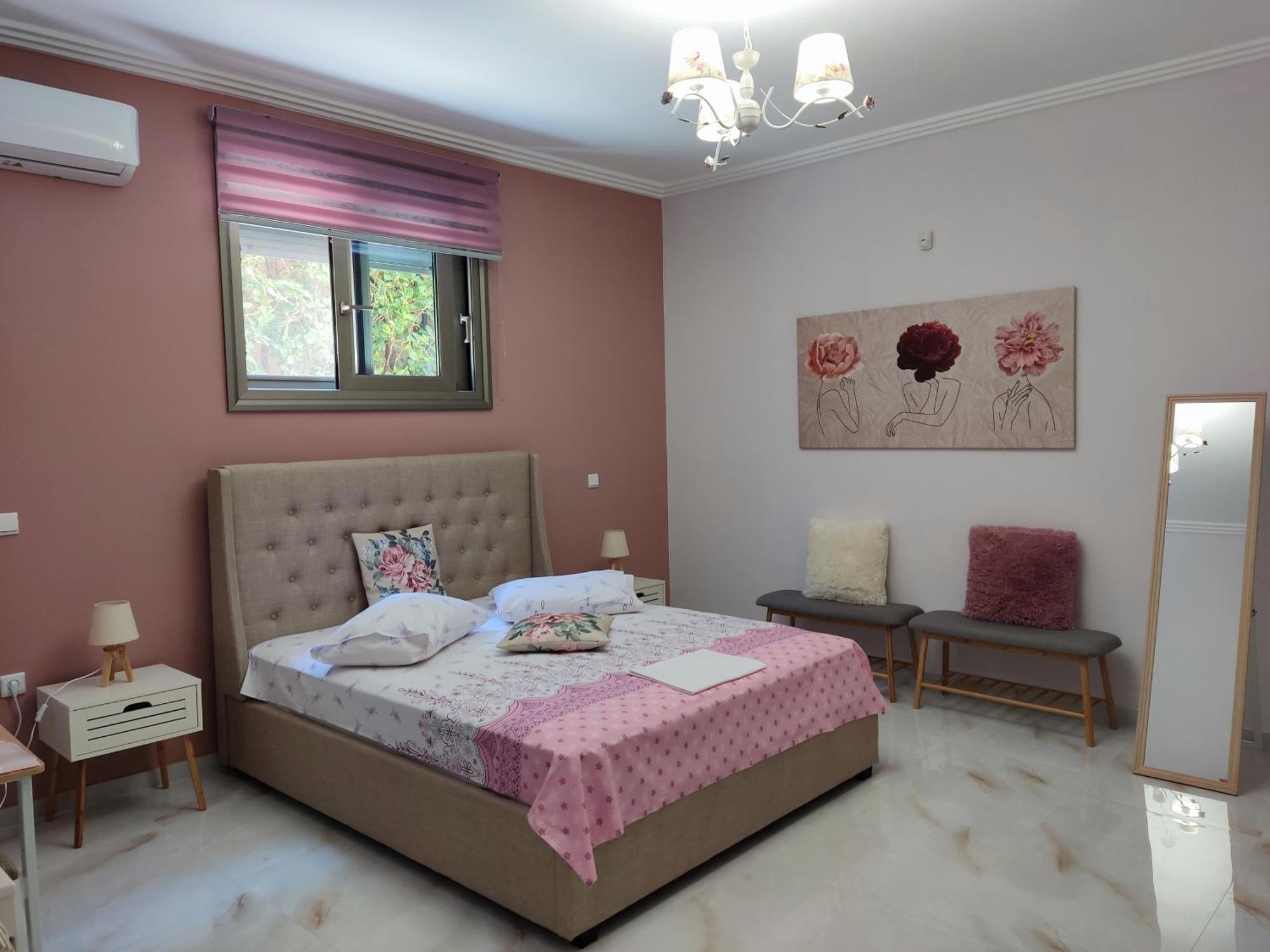 Ebony And Ivory Suites Drosia  Buitenkant foto